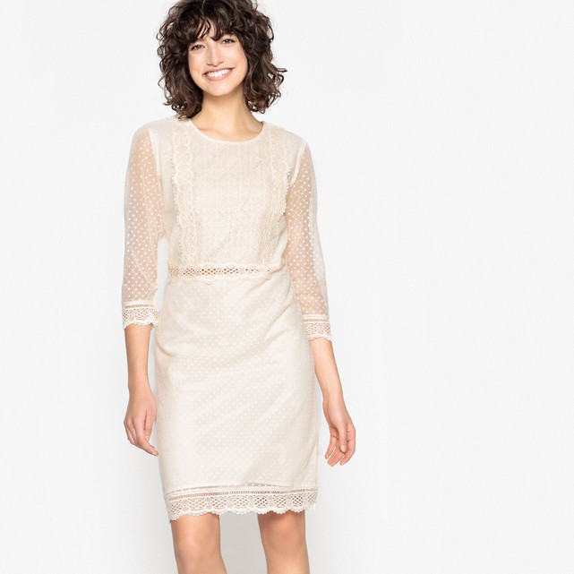 Vestido con detalles de encaje delante y detrás